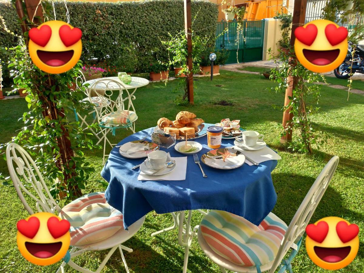 אולביה Gemma Di Gallura Charme B&B מראה חיצוני תמונה