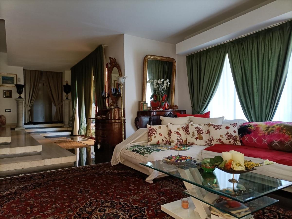 אולביה Gemma Di Gallura Charme B&B מראה חיצוני תמונה