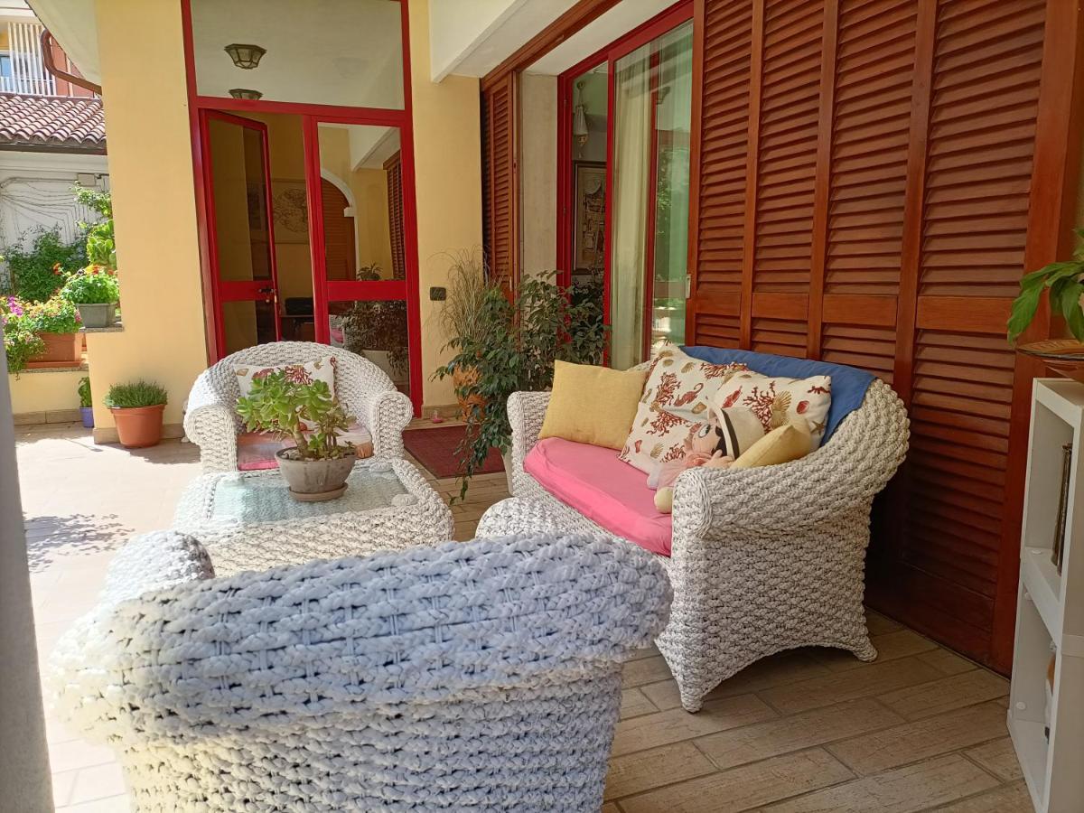 אולביה Gemma Di Gallura Charme B&B מראה חיצוני תמונה